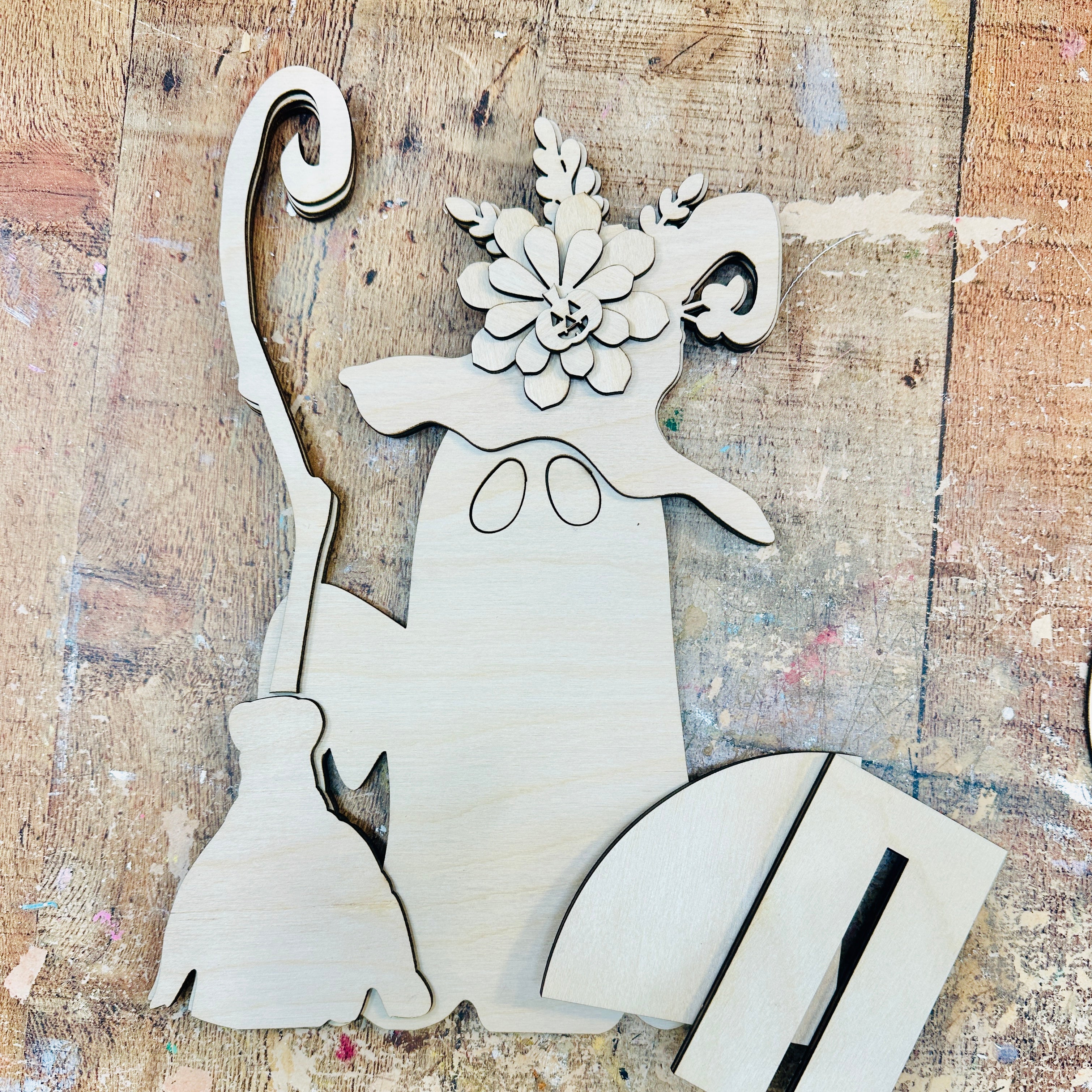 Ghost With Witch Hat | DIY Kits